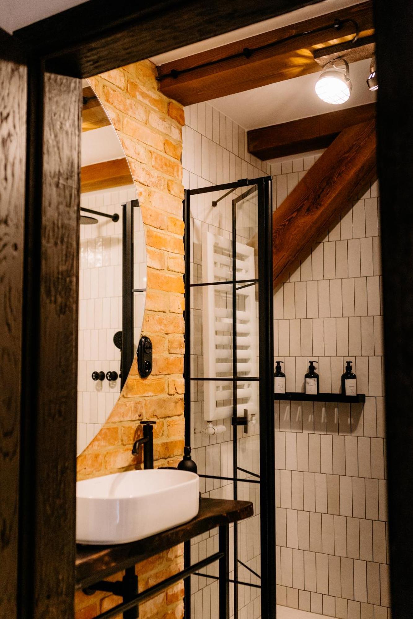 Апартаменти Loft 16 - Luksus & Relax - Wanna, Netflix, Parking Ілава Екстер'єр фото